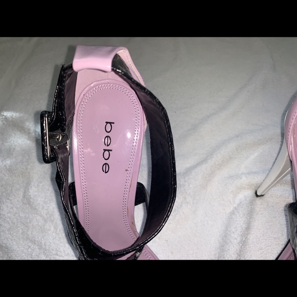 BeBe toe strap cross Ankle clasp in Lilac. Blk. Wt - Picture 4 of 7